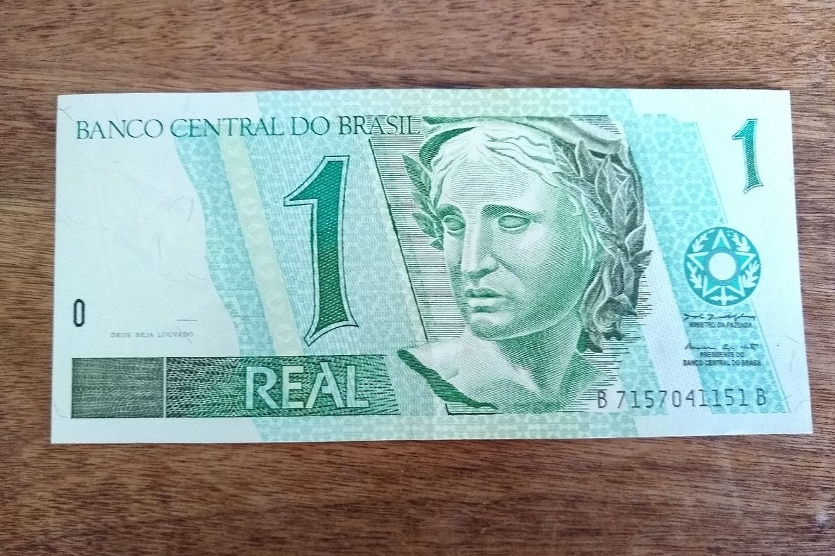 Nota de 200 REAIS pode ser MAIS RARA E VALIOSA do que a de 1 real; entenda