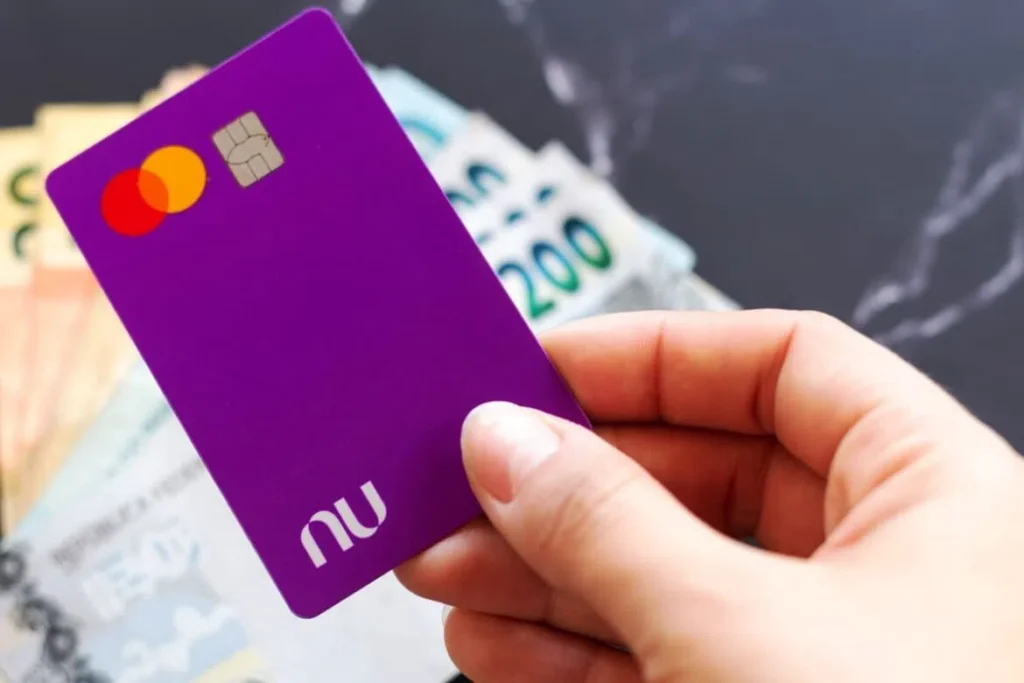 Nubank alcança 5 milhões de clientes e 'esconde' números do cartão