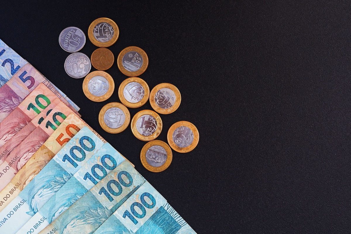 ESTA é a forma MAIS FÁCIL de identificar MOEDAS E NOTAS VALIOSAS