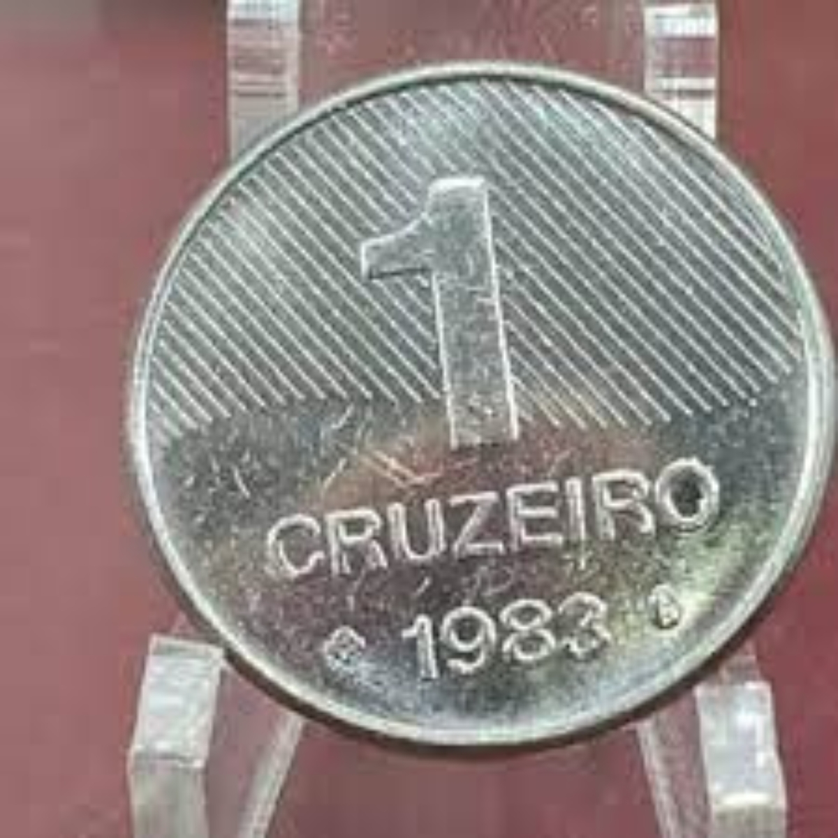 CONFIRA no cofrinho! Moeda de Cruzeiro pode salvar seu 2024
