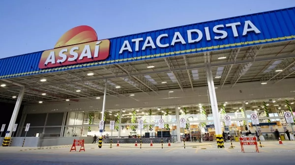 Assaí Atacadista abre mais de 900 vagas de emprego em várias regiões do país