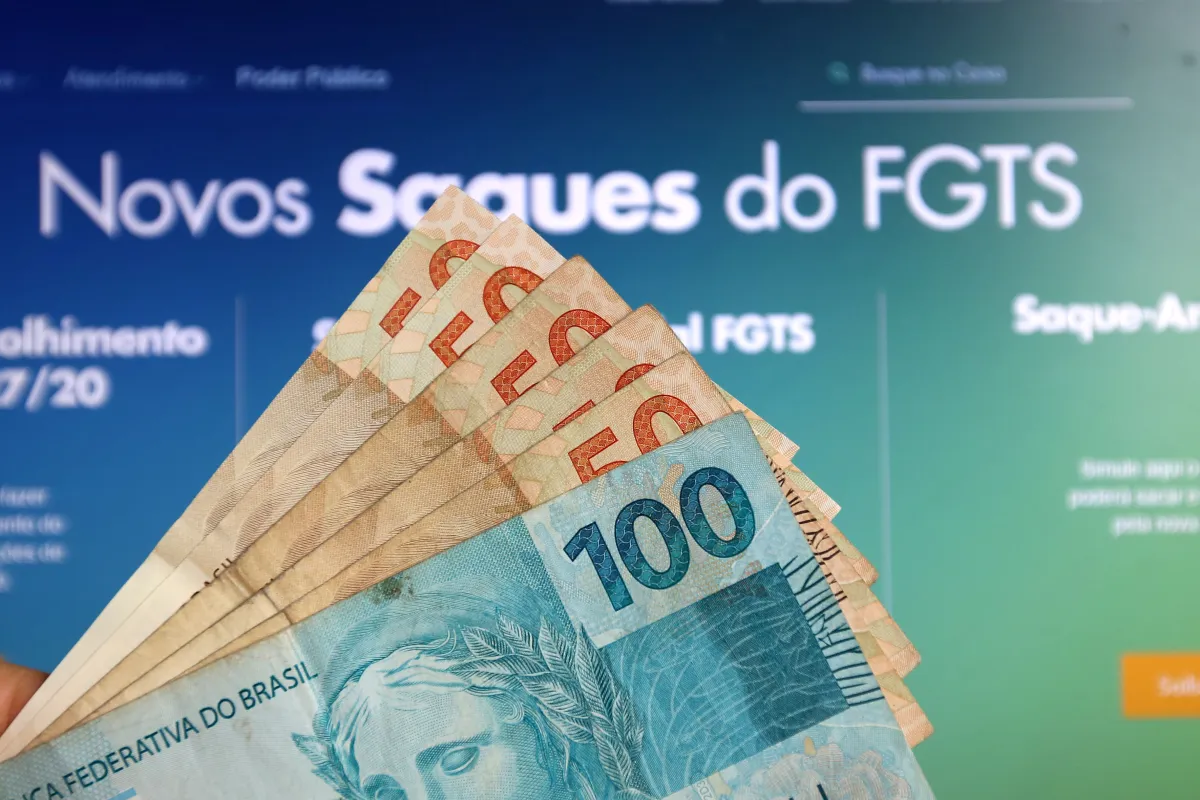 Veja quem JÁ PODE sacar até R$2,9 MIL do FGTS!