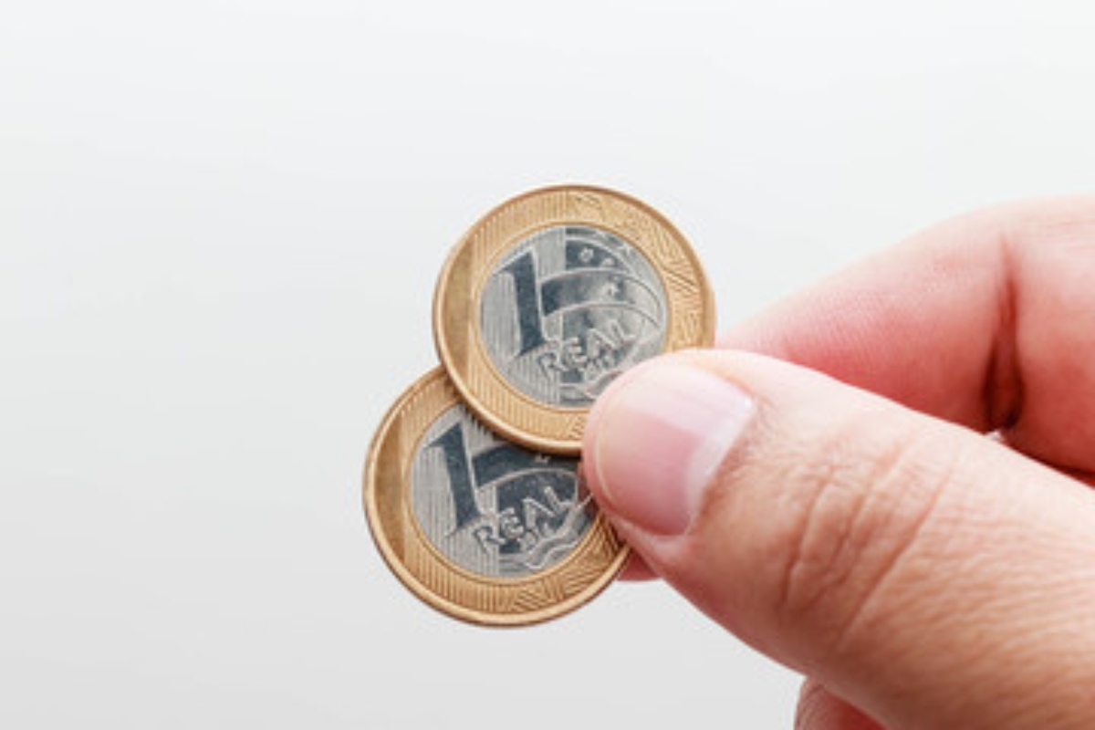 Conheça as 4 moedas de 1 real que JUNTAS PAGAM seu IPVA