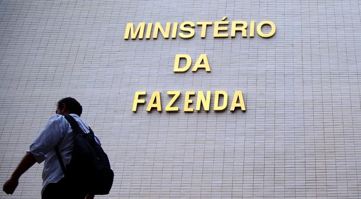 ESTÃO ABERTAS as inscrições para o concurso do Ministério da Fazenda; salários de R$ 20,9 mil! 