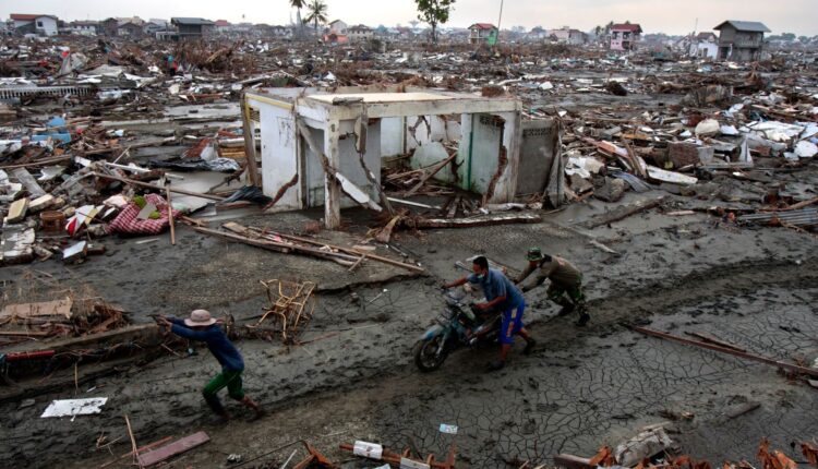 Qual foi o tsunami mais mortal da história? Quais impactos ele causou no mundo?