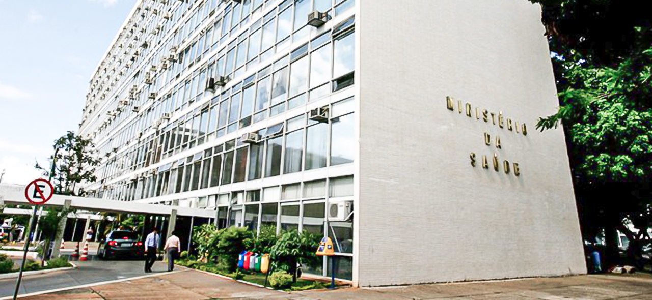 Ministério da Saúde abre Processo Seletivo para 300 vagas; salários de até R$ 8.300,00