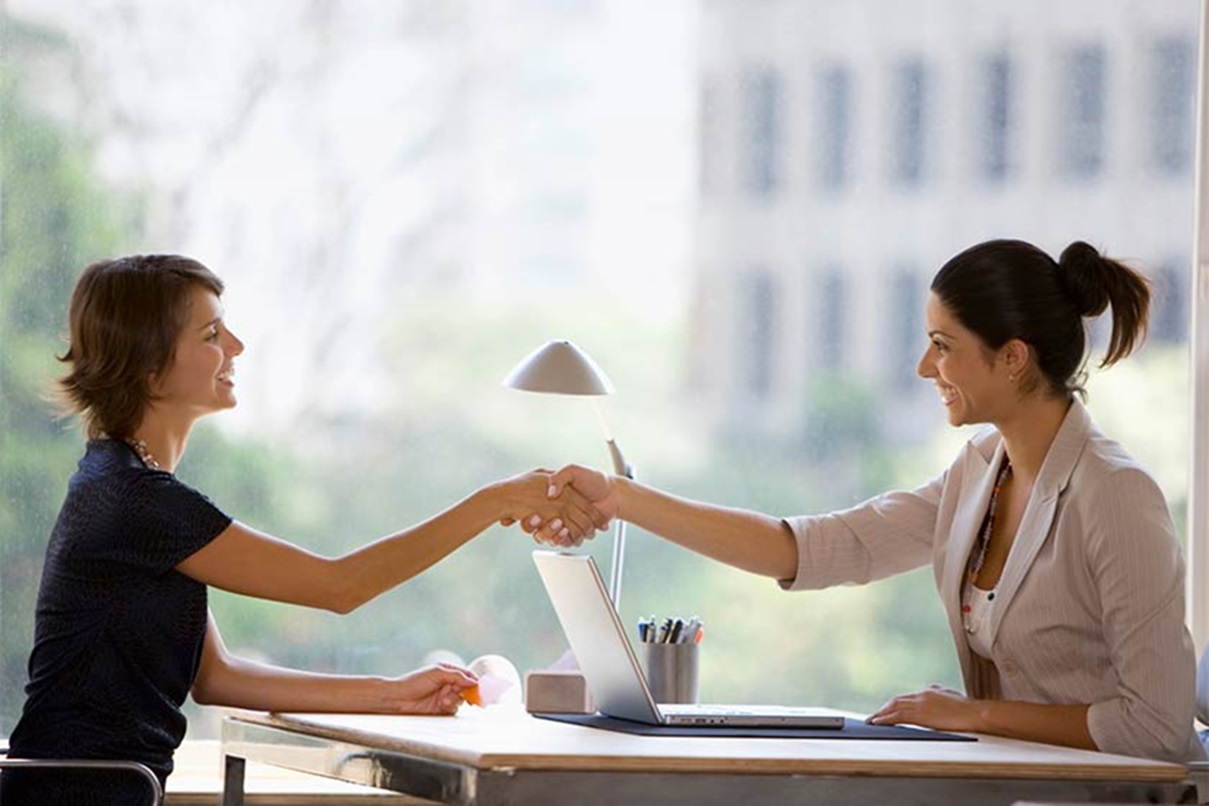 Saiba como se preparar para uma entrevista de emprego
