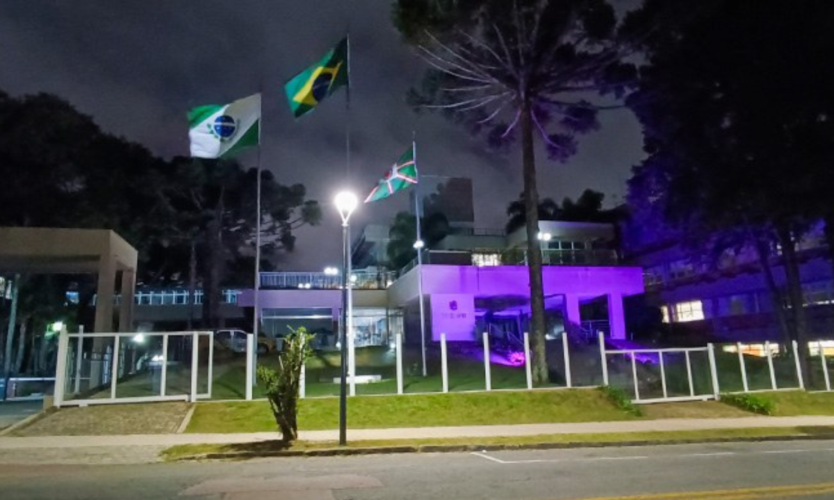 Concurso TRE PR: salários de até R$ 13.994,78!