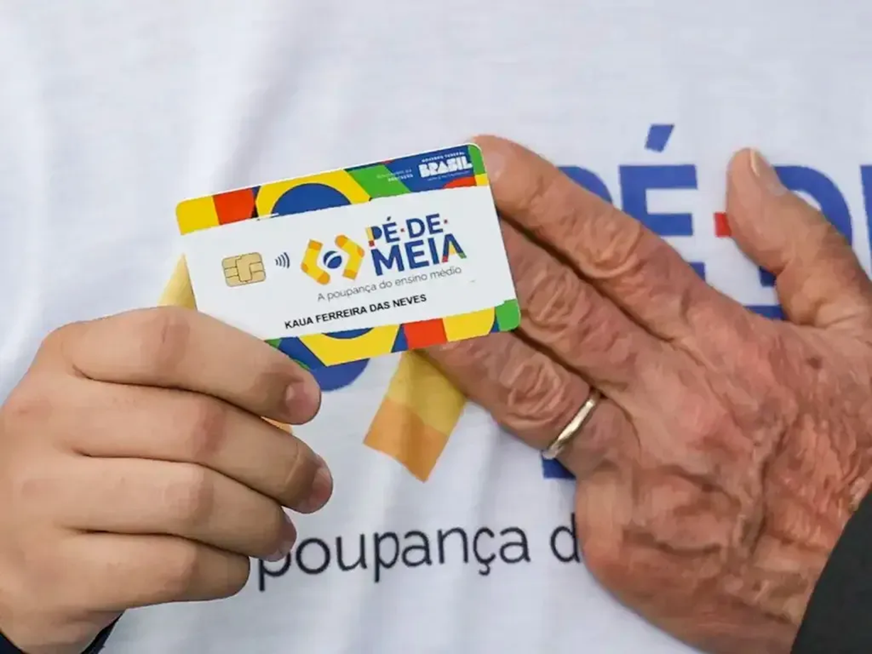 Pé-de-Meia: saiba como receber benefício de até R$ 9,2 mil