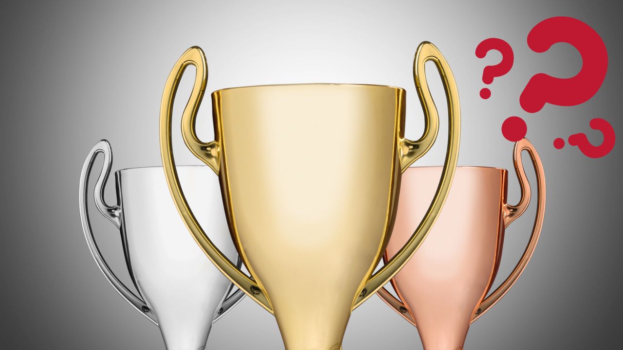 Cuidado com o que você fala e escreve! O correto é troféus ou troféis?