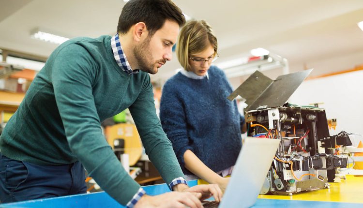 Cursos técnicos com bons salários.