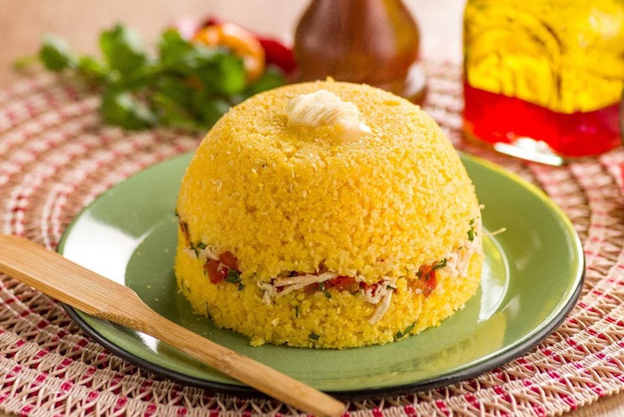 “Cuscuz” ou “cuzcuz”: qual é a forma correta de escrever?