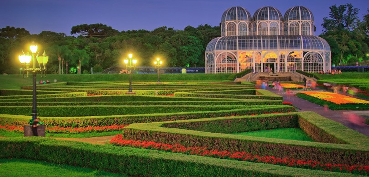 A história do nome "Coritiba" começa em 1909, ano de fundação do clube.