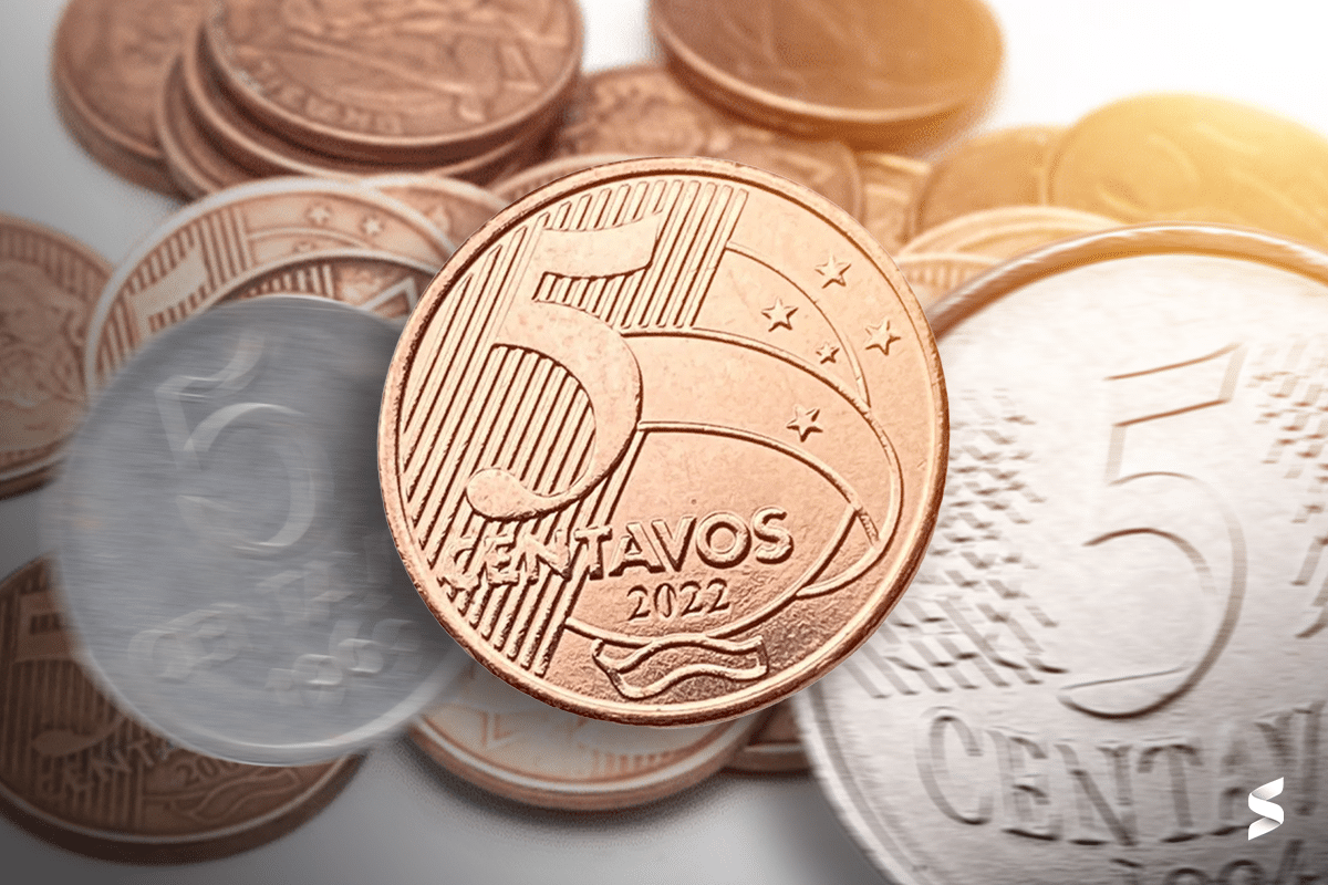 Moeda de 5 centavos destacada, podendo valer até R$200 dependendo da raridade e estado de conservação.