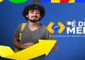 Jovem estudante do ensino médio sorri com mochila nas costas, ao lado do logo do programa Pé-de-Meia, ilustrando o calendário de pagamentos de 2026