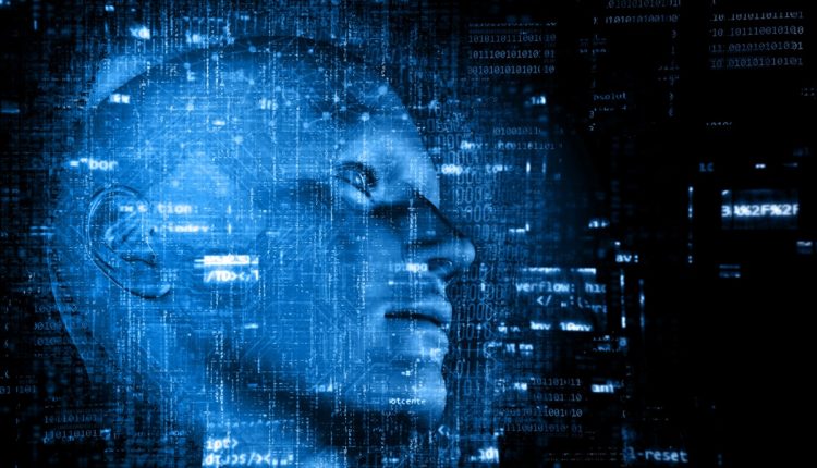 Cabeça humana digitalizada em tons azuis com códigos binários e gráficos tecnológicos.
