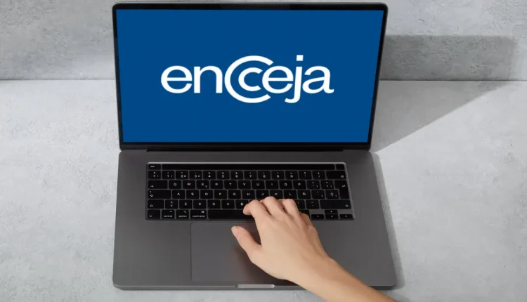 Tela de computador exibindo o logo do Encceja.