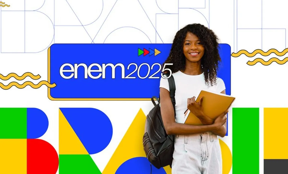 Estudante segurando caderno para o Enem 2025 com fundo colorido.