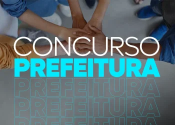 Pessoas unindo as mãos simbolizando parceria e força para concurso de prefeitura.