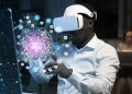 Homem negro usando óculos de realidade virtual com ícones digitais e cérebro de IA em holograma à frente