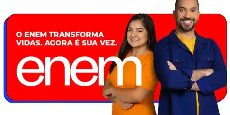 Participantes do Enem 2025 sorriem enquanto promovem dicas de como abordar a prova, com foco nas estratégias de resposta.