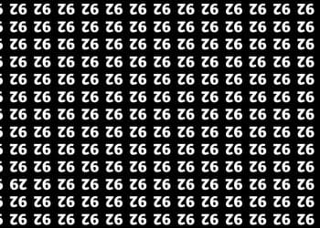 Repetição do número 92 em fonte branca sobre fundo preto em padrão regular.