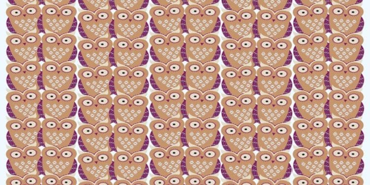 Teste visual com várias corujas em tons bege e roxo em padrão repetido sobre fundo claro