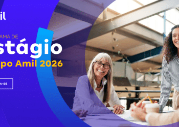 Banner oficial do Programa de Estágio Grupo Amil 2026 com profissionais em ambiente corporativo e botão inscreva-se