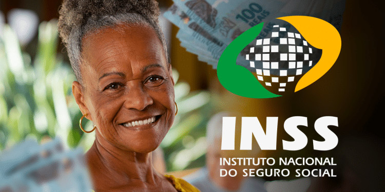 Aposentada sorridente ao lado do logo do INSS representando reajuste proporcional de benefícios 2026.