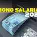Nota de 100 reais sendo retirada de um caixa eletrônico com destaque para o Abono Salarial 2026.