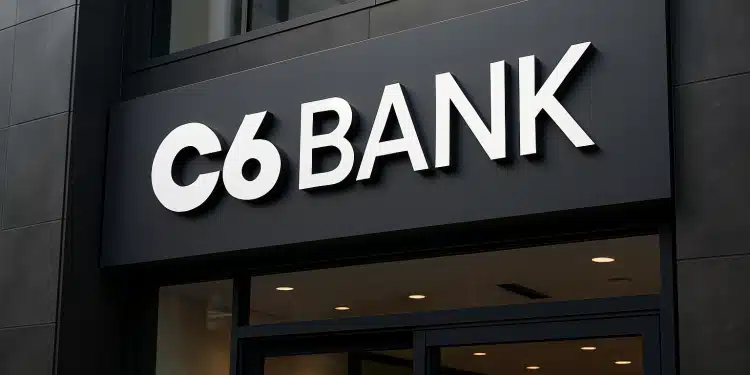 Fachada com letreiro do C6 Bank.