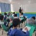 Alunos em sala de aula durante ensino médio em escola pública ligada à oferta de cursos técnicos gratuitos do governo.