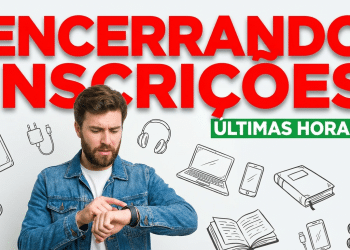 Homem barbudo com jaqueta jeans olhando o smartwatch com expressão preocupada, texto vermelho "Encerrando Inscrições"