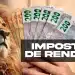 Leão de perfil com cédulas de R$ 200 reais em leque, logotipo da Receita Federal e texto "Imposto de Renda"