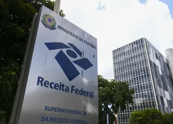 Sede da Superintendência da Receita Federal — órgão responsável pela Operação Caixa Rápido, que notificou 2.959 empresas por irregularidades em créditos de PIS/Pasep e Cofins