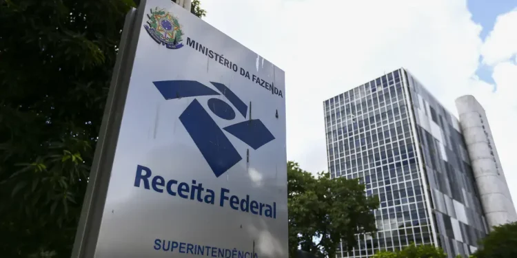 Sede da Superintendência da Receita Federal — órgão responsável pela Operação Caixa Rápido, que notificou 2.959 empresas por irregularidades em créditos de PIS/Pasep e Cofins
