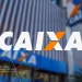 Fachada de agência da Caixa Econômica Federal com logotipo em destaque, banco responsável pela liberação do Saque Calamidade do FGTS para as novas cidades habilitadas em maio de 2026.