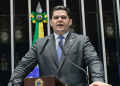 Davi Alcolumbre discursando no Senado sobre convocação de aprovados em concurso público.