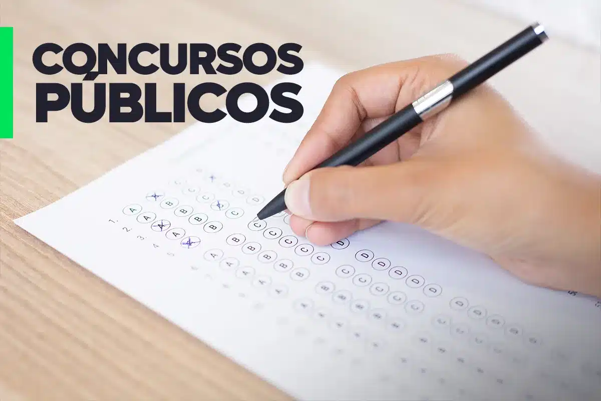 Candidato preenche cartão-resposta da prova do concurso da Guarda Municipal de Itajaí, marcada para 6 de setembro